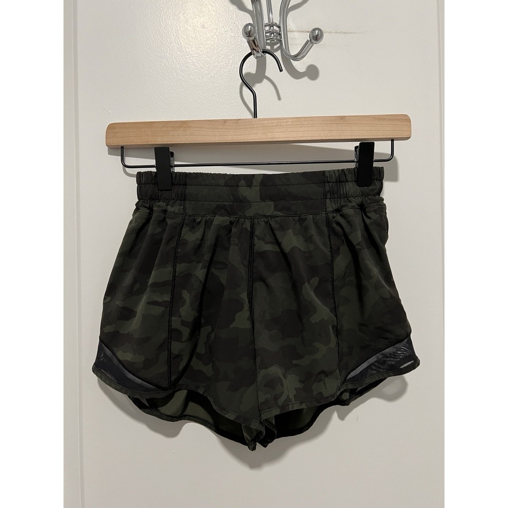 Lululemon Hotty Hot Short II Long 4" Incognito Camo Multi Gator Green/Black Sz 4